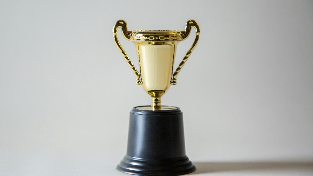 picture of a generic gold trophy